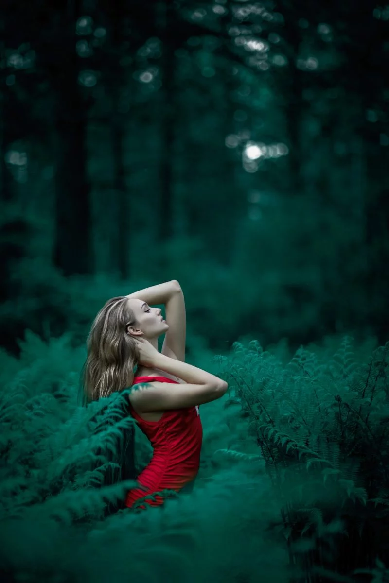 Die 10 wichtigsten Schritte für dein erstes Fashion-Shooting 5 Mode-Shooting im Wald