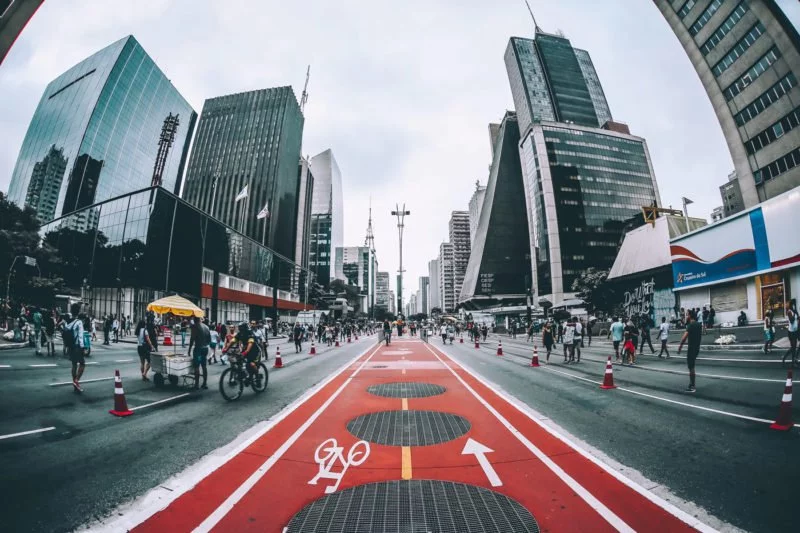15 Städtefotografie Tipps: So wirst du zum Städtefotograf 12 Foto einer Stadt mit Verzerrung duch Fisheye Objektiv