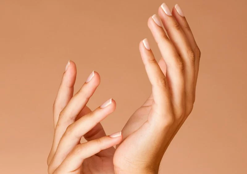 Hand Model werden - Voraussetzungen, Tipps und Agenturen 1 Hand Model werden Ratgeber.