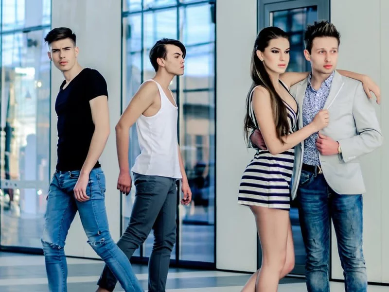 Was ist ein «Go-See»? Ein wichtiger Begriff beim Modeln 1 Go-See Models an einem Casting