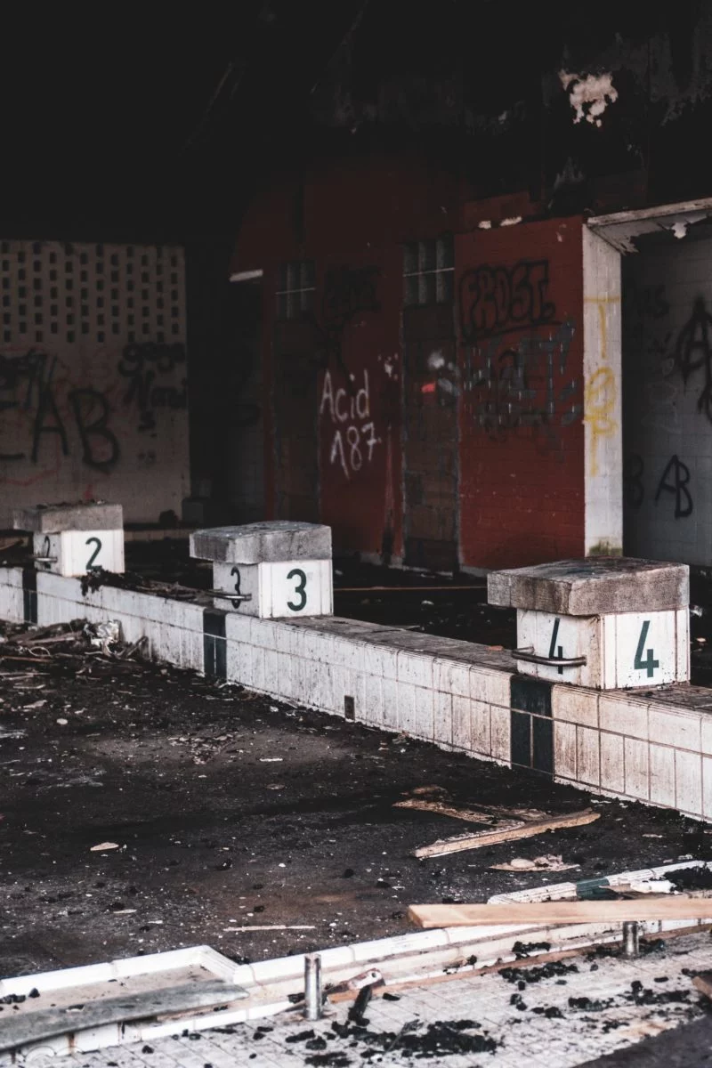15+ Lost Places Fotografie Tipps für mythische Bilder 3 Lost Places Fotografie Schwimmbad