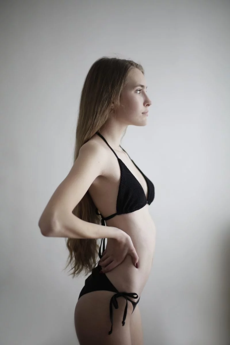 Fashion Model werden | 10 Tipps und Leitfaden zum Erfolg 11 fashion model posiert fuer sedcard