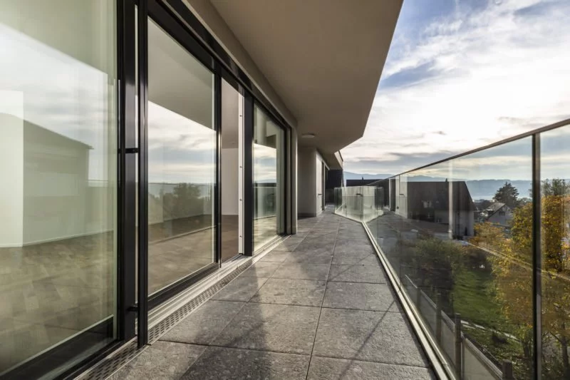Immobilien fotografieren – 6 Tipps für professionelle Fotografen 9 immobilien fotografieren vom balkon seitlich aussen