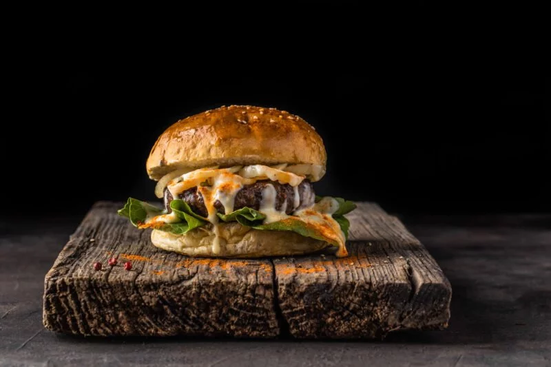 Foodfotografie Low-Key Burger