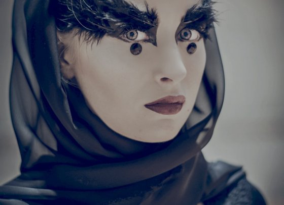 Stylist Zuerich Schweiz VVNK Makeup | pixolum