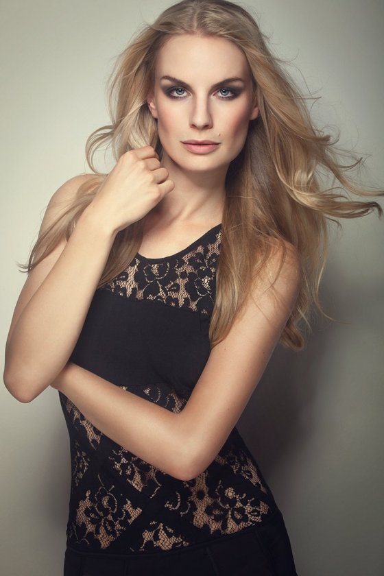 Model Schweiz Anja C | pixolum