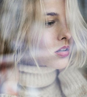 Model Meike T