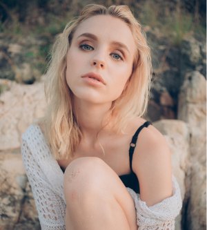 Model Kira V