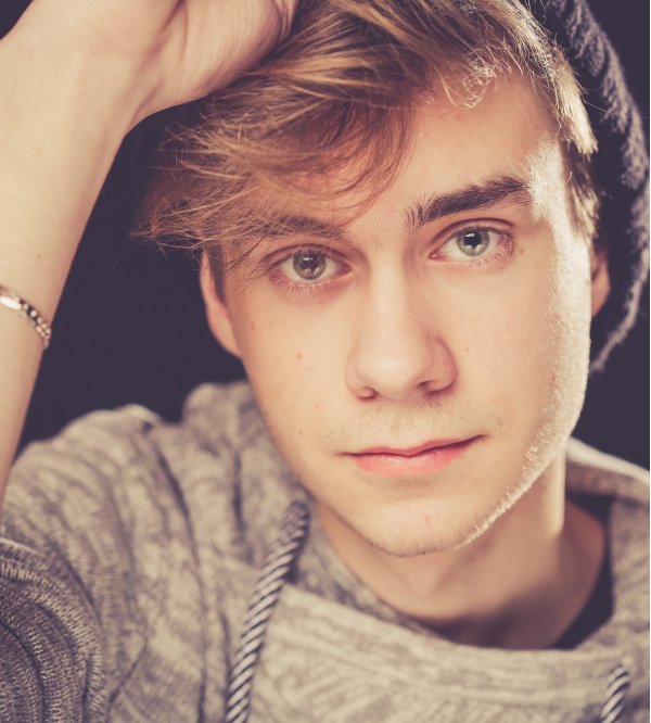 Model Sedcard von Stanley T männliches New Face Fotomodel Deutschland