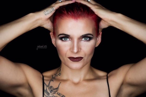 stylist trier deutschland nina graesser hair_und_makeup artist | pixolum