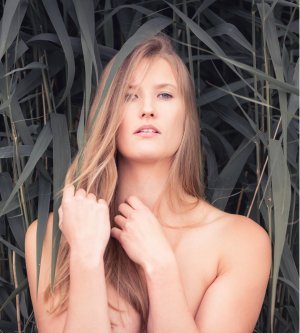 Model Vanessa Sc7