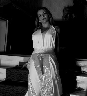 Model Sabrina R