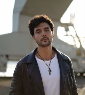Model Hadi B