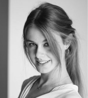 Model Stefanie U