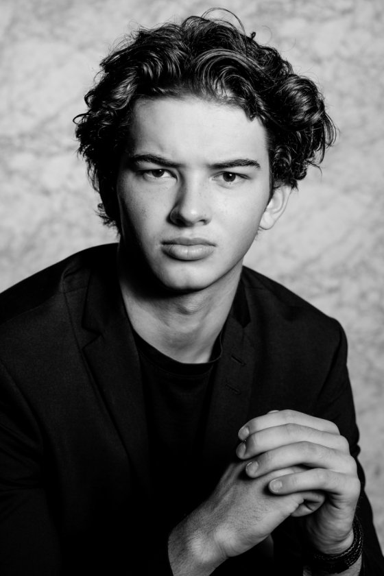 model deutschland julian b | pixolum